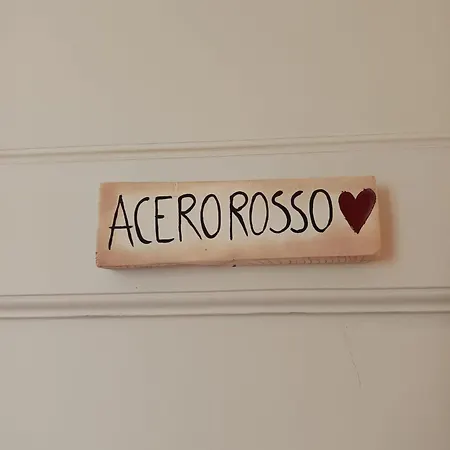 L'acero Rosso Guest house *